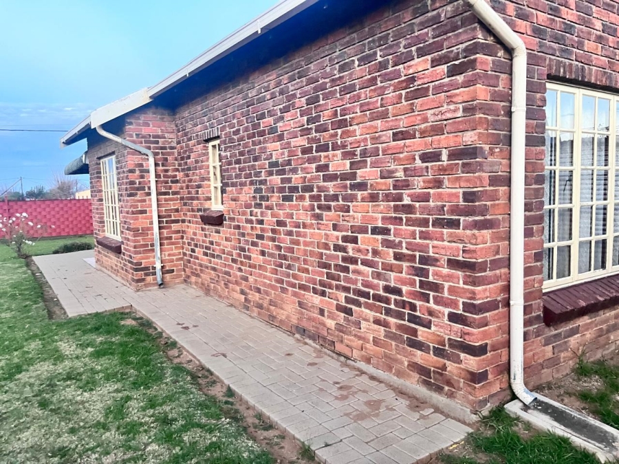 3 Bedroom Property for Sale in Mangaung Free State